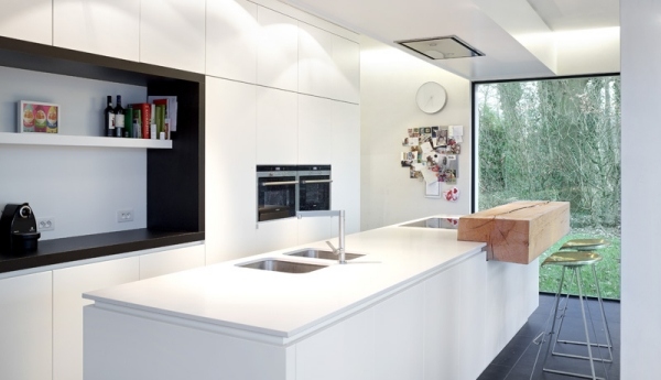 Weiße Küche Rustik-Esstisch Design-Jo Wynant-kitchen Möbel