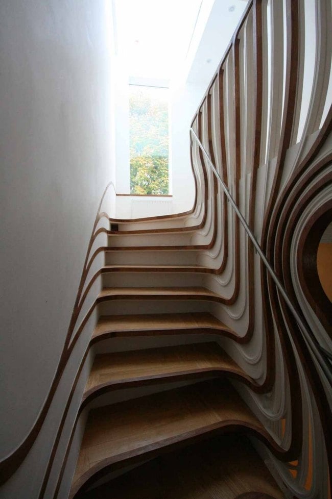 Wohnung Ausbau-Innen Treppe-Holz Design modern
