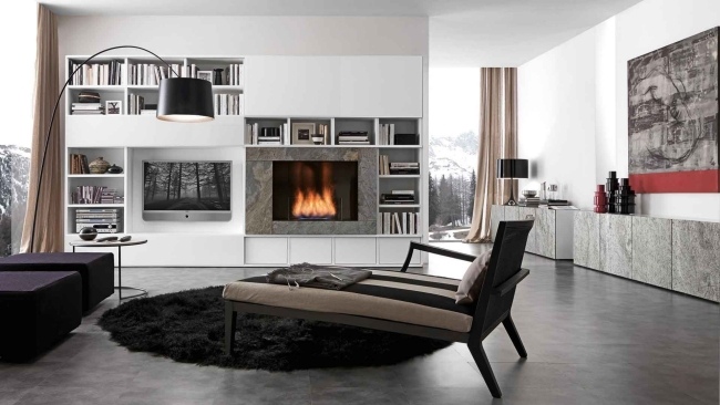 Wohnung minimalistisch Wohnzimmer-Bücherregal Türen-Beleuchtung Stehlampe Design