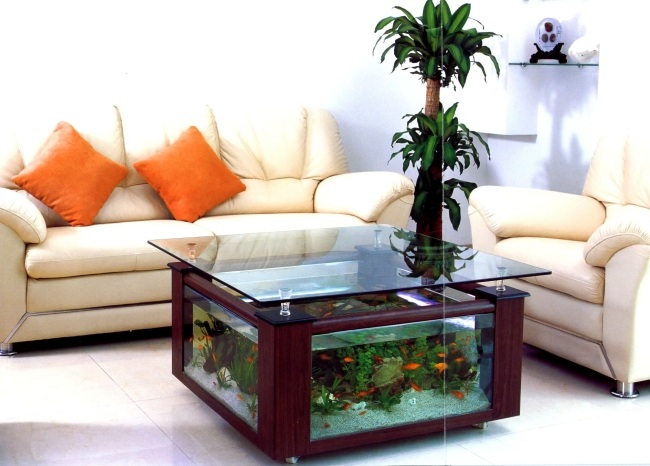 aquarium design cochtisch glasplatte wohnzimmer