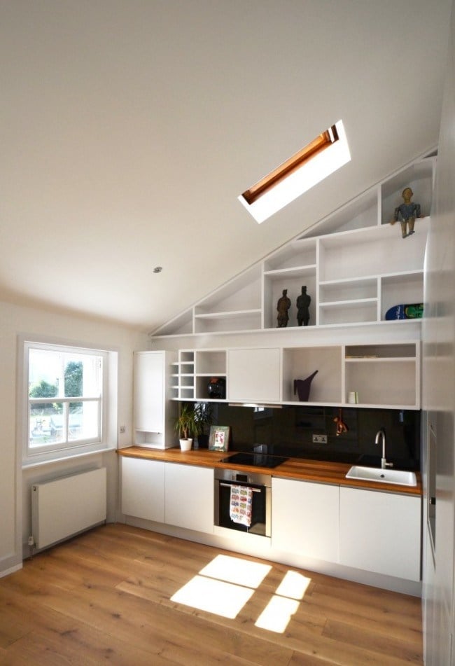 eingebaute küche moderne dachwohnung von craft design