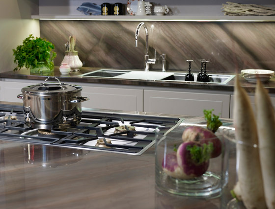 elegant küchendesign arthesi marmor braun arbeitsplatte 