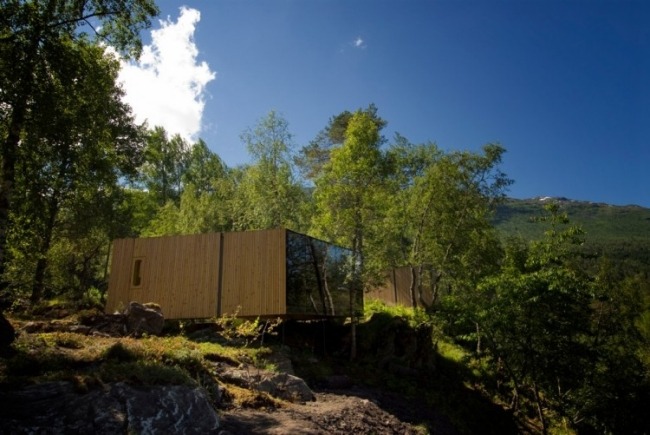 holzverkleidung bungalow juvet designer landschaftshotel in norwegen