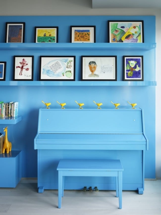 klavier blau modernes wohnung interieur in bunten farben