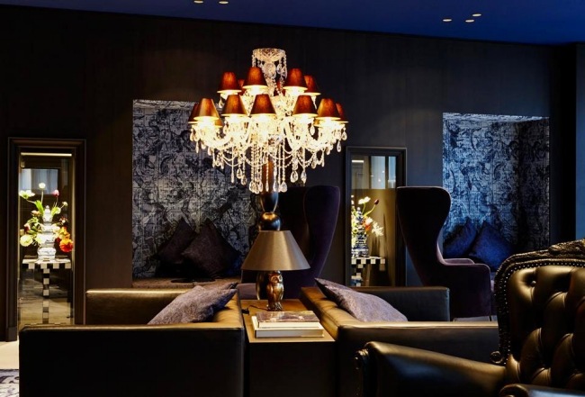luxushotel design marcel wanders amsterdam kronleuchter lobby