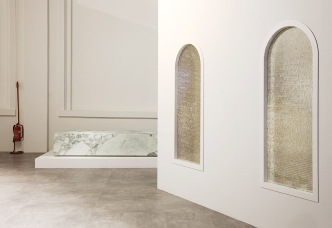 minimalistische badmöbel nendo marmor bank