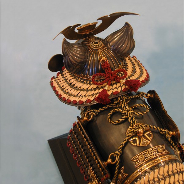 rücken samurai kunst rüstung skulpturen von jeff de boer