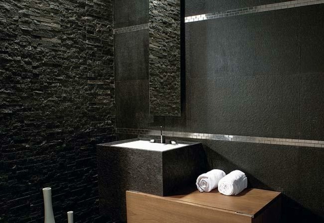 Wand Badezimmer minimalistisch Edelstahl Rand