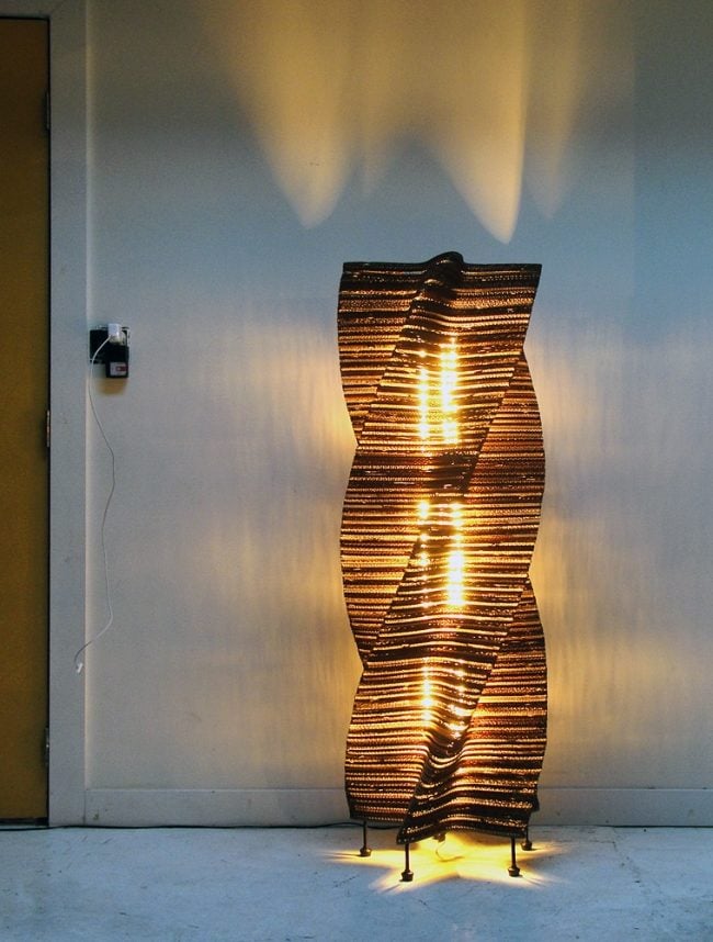 stehlampe spirale karton designer leuchten von graypants