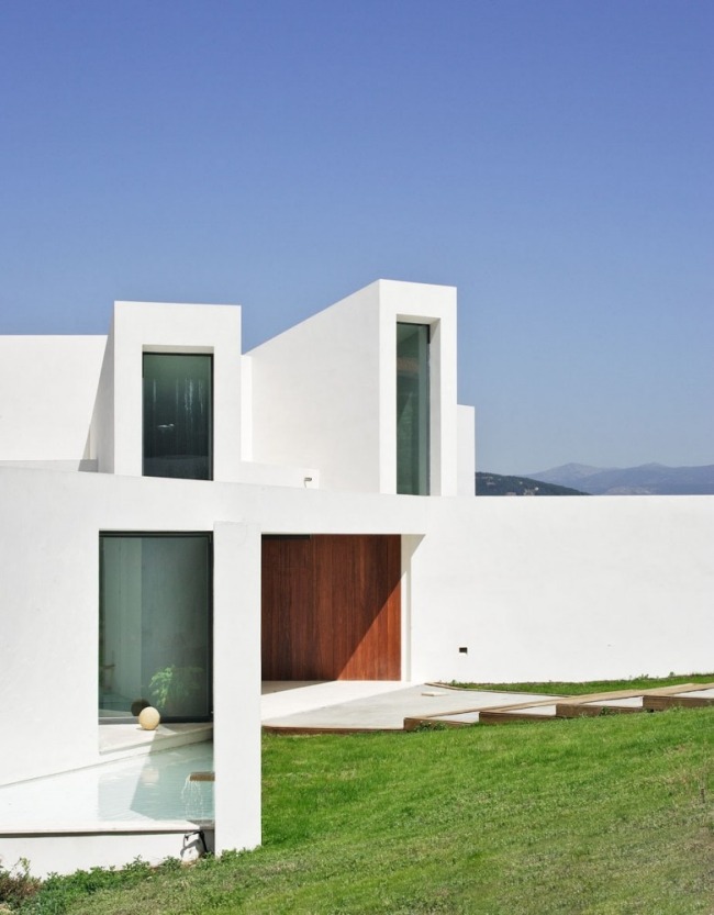 vorgarten wiese el viento moderne villa auf marmorstein grundlage