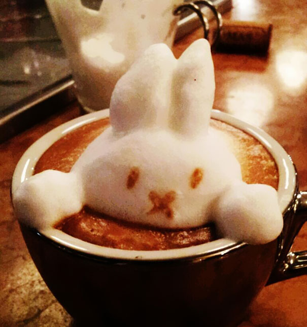 3d latte art kazuki yamamoto hase tasse schwimmen