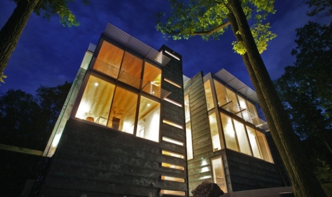 Öko residenz Nachtbeleuchtung moderne-nachhaltige Architektur USA 