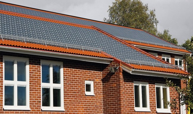 Dachsystem Grundschule-Alta malmö-Solar-Photo Voltaik Solarpaneele