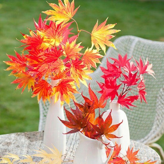 Blätter Gartendeko Tisch Idee
