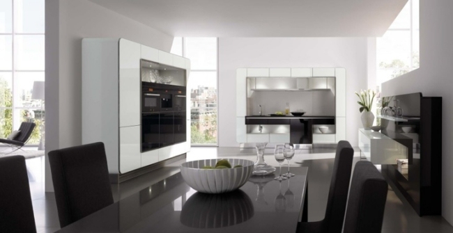 Kochplatz Ausstattung runde Kanten-ergonomisch platzierte-Küchentechnik modern 