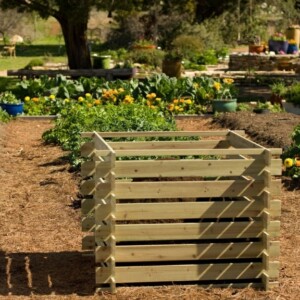 Kompost Haufen selber herstellen Garten Dünger