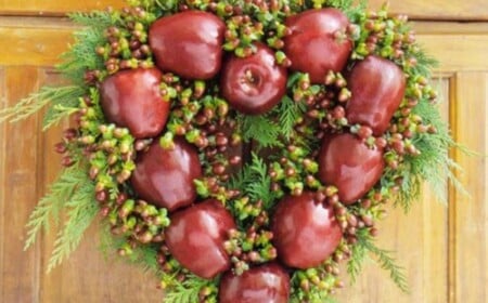 Kranz frisches Obst Äpfel Herzenform Design Idee