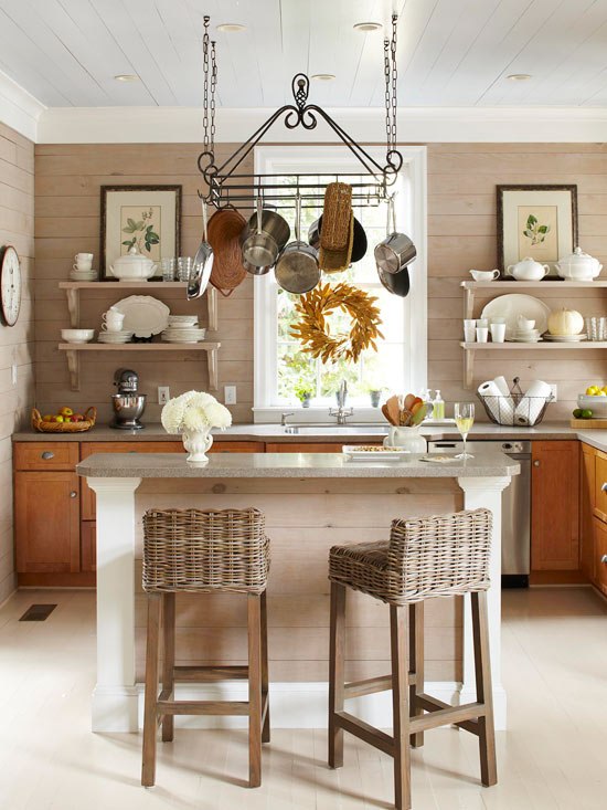 Küche Design Landhausstil-Geschirrhacken Barstühle-Herbstliche Farbnuancen