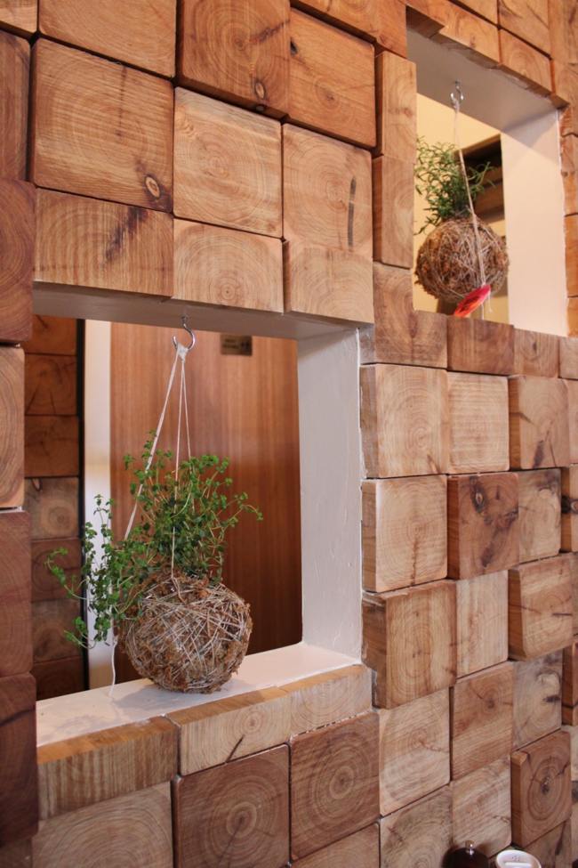 Pflanzen Deko Idee Holz Wand