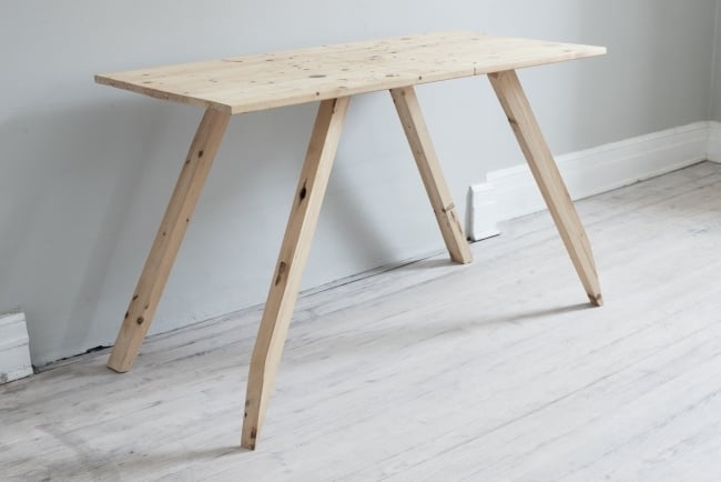 Schreibtisch hell Holz Simpel-Bureau Design Studio NY-Kevin-Michael Burns
