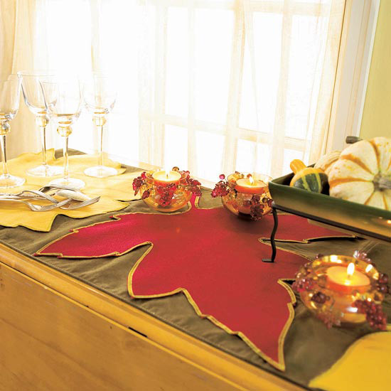 Tischläufer Herbst-Motive blattförmig- dunkel Rot dekorieren