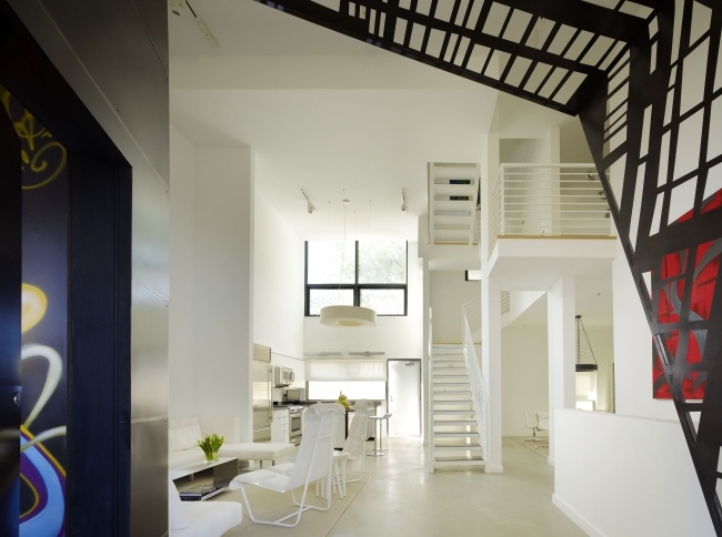 Weiße Loft-Maisonette Wohnung-Venice Eingangsbereich Gestaltung