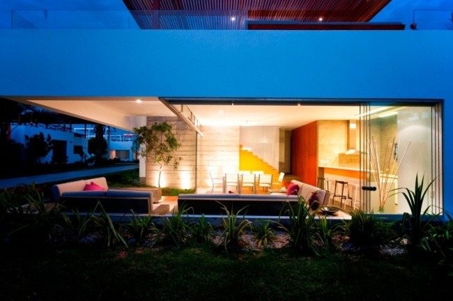 erdgeschoss beleuchtet casa seta designer wohnhaus mit dachterrasse
