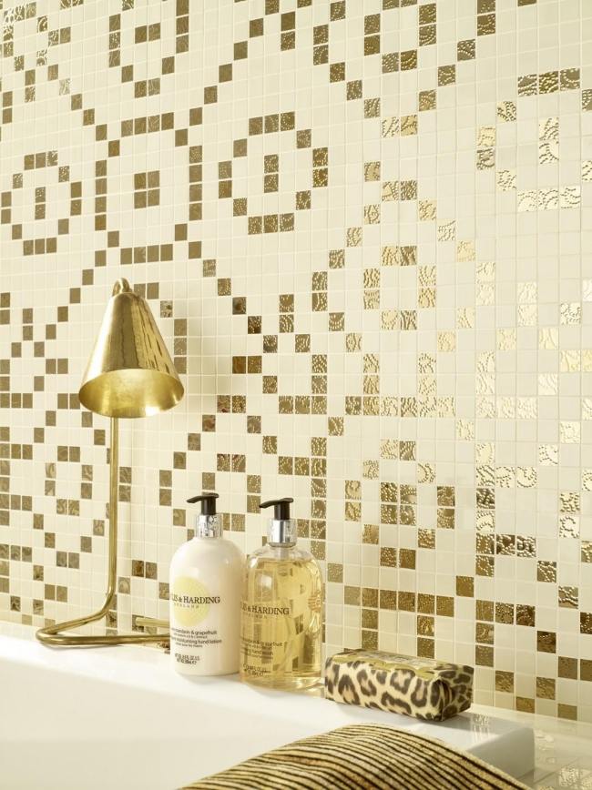 goldmuster detail wandgestaltung badezimmer von love tiles