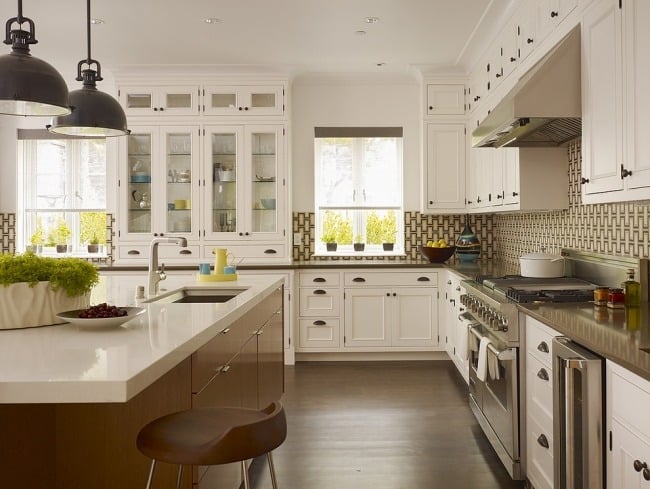 moderne Küche landhaus stil edelstahl arbeitsplatte insel holz