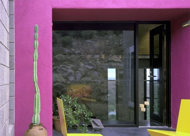 ibarra rosano design architects modernes massivhaus pink gelb kontrast