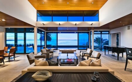 luxuriöse Einrichtung Wohnzimmer Sitzgruppe beige braune Farben