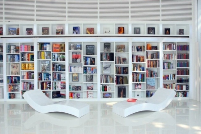minimalistisches interieur ideen für modernes haus bibliothek