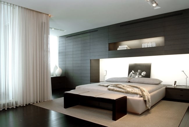 modernes schlafzimmer wandgestaltung regale weiß schwarz