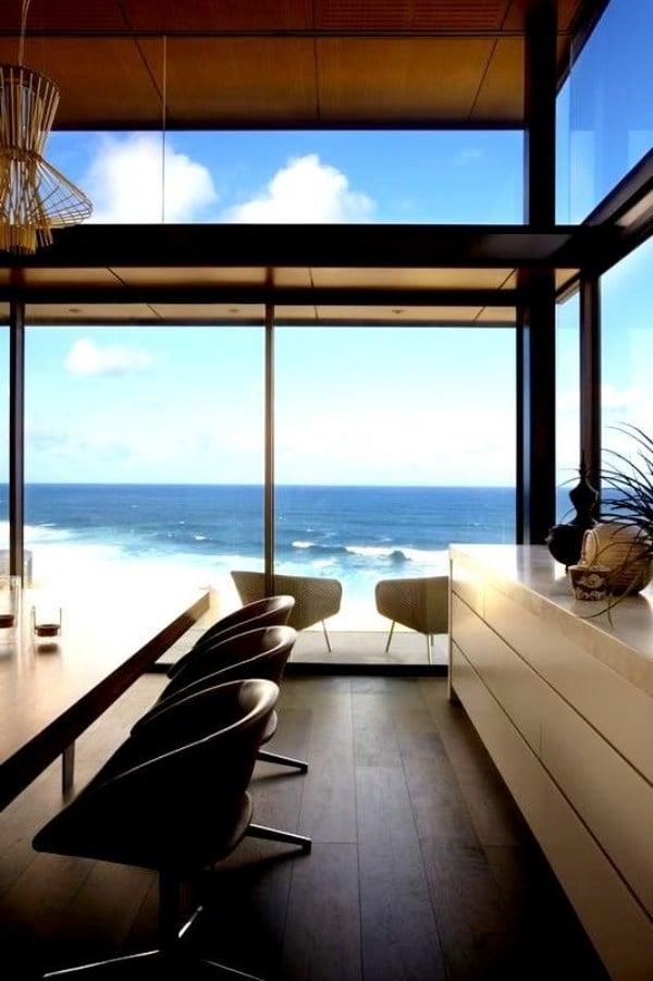 modernes strandhaus glasfront meerblick essbereich