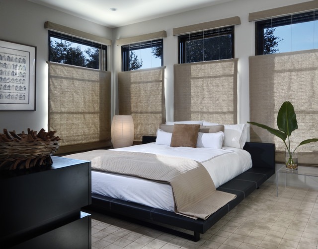 modernes zen schlafzimmer stil futon bett fensterrollos