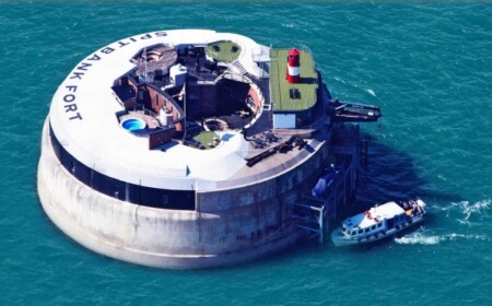 schiff-transport-spitbank-fort-hotel-meer-marinefestung