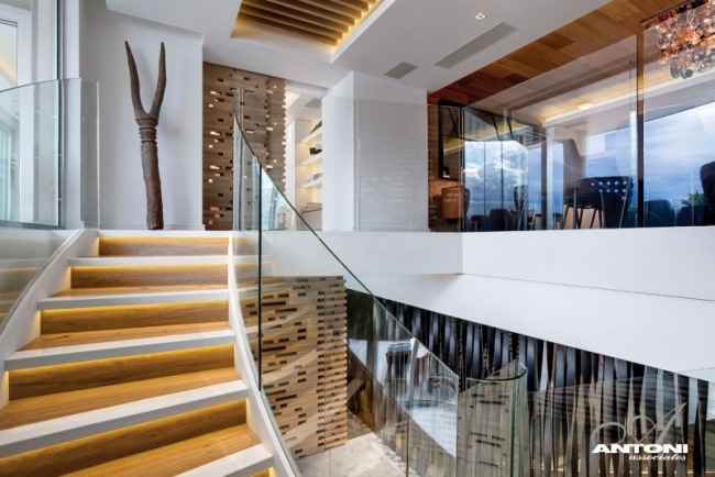 treppen glasgeländer modernes appartment design mit ozeanblick