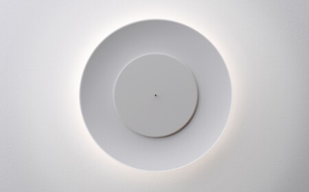 weiße Lampe verändert Beleuchtungswinkel unterschiedliche Möglichkeiten