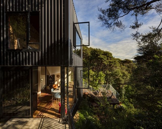 Architektur Neuseeland-Wohnhaus Holzdeck-stufenartig angelegt