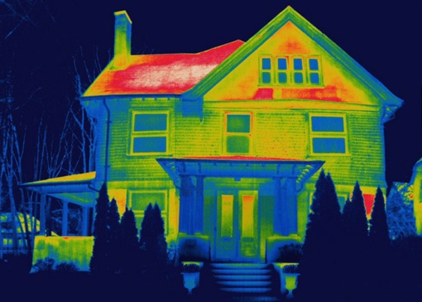 Haus Energie Kosten Dach islolieren Winter Spartipps