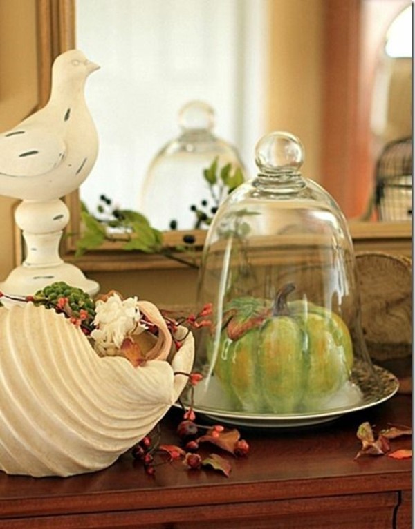 Spiegel Zierkürbisse Hagebutte vintage Vase