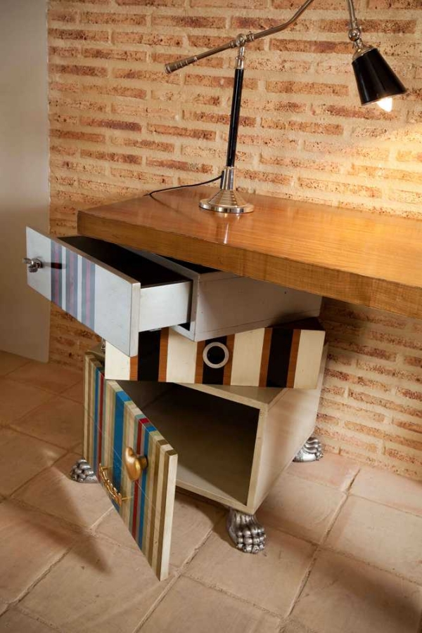 Tetris Schreibtisch Aus Holz In Extravagantem Design Von Lola Glamour