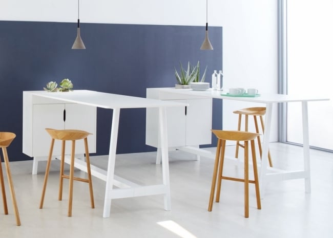 Office-Design Möbel Büro-Bar Tisch-Barstühle Holz-Grosch Metall Pendelleuchte