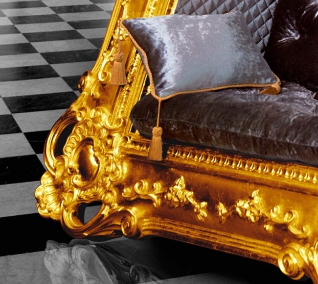 Ornamentreich Rahmen Gestell-vergoldet Design Sessel-Samtpolsterung sanft