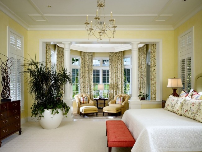 Schlafzimmer Beleuchtung Design-Sitz Sofa Sessel romanza-interior design-Gelbe Wandfarbe