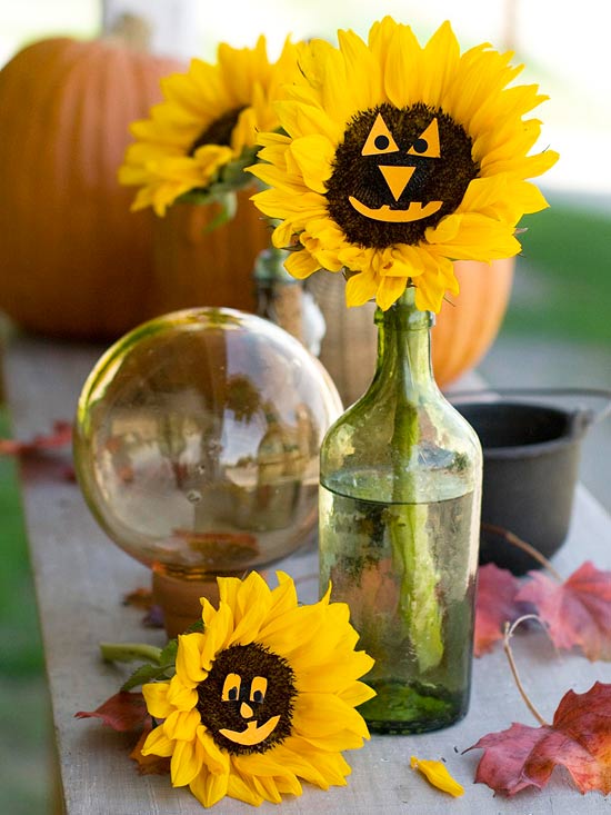 Sonnenblumen Dekoration-Ideen Glasvase-Halloween Tischschmuck basteln