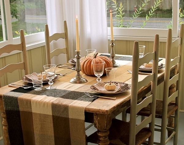 Vintage Rustikaler Esstisch-dekorieren für Herbst-familienfeier Tischläufer karriert