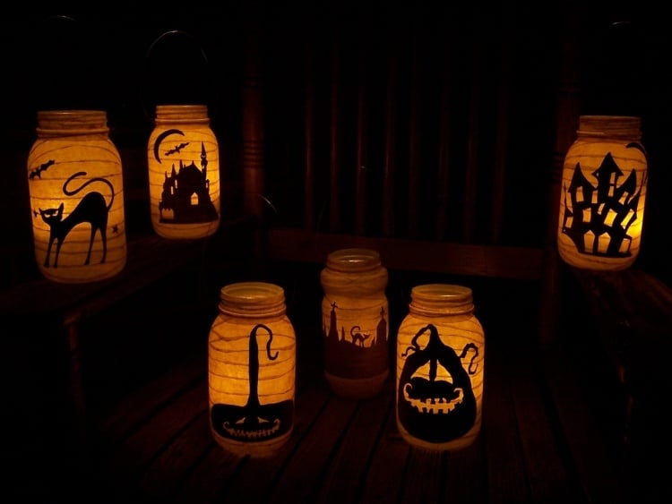 Halloween Deko basteln -glasdosen-silouetten-windlichter-stimmung-kerzen