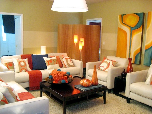 herbstdeko wohnzimmer orange vasen dekorative bälle