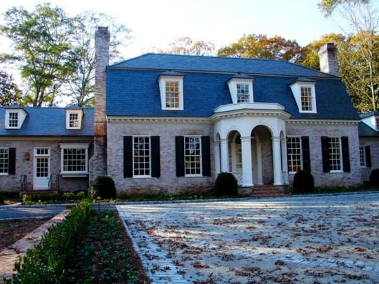 umweltfreundliche Farben Fassade Haus blau